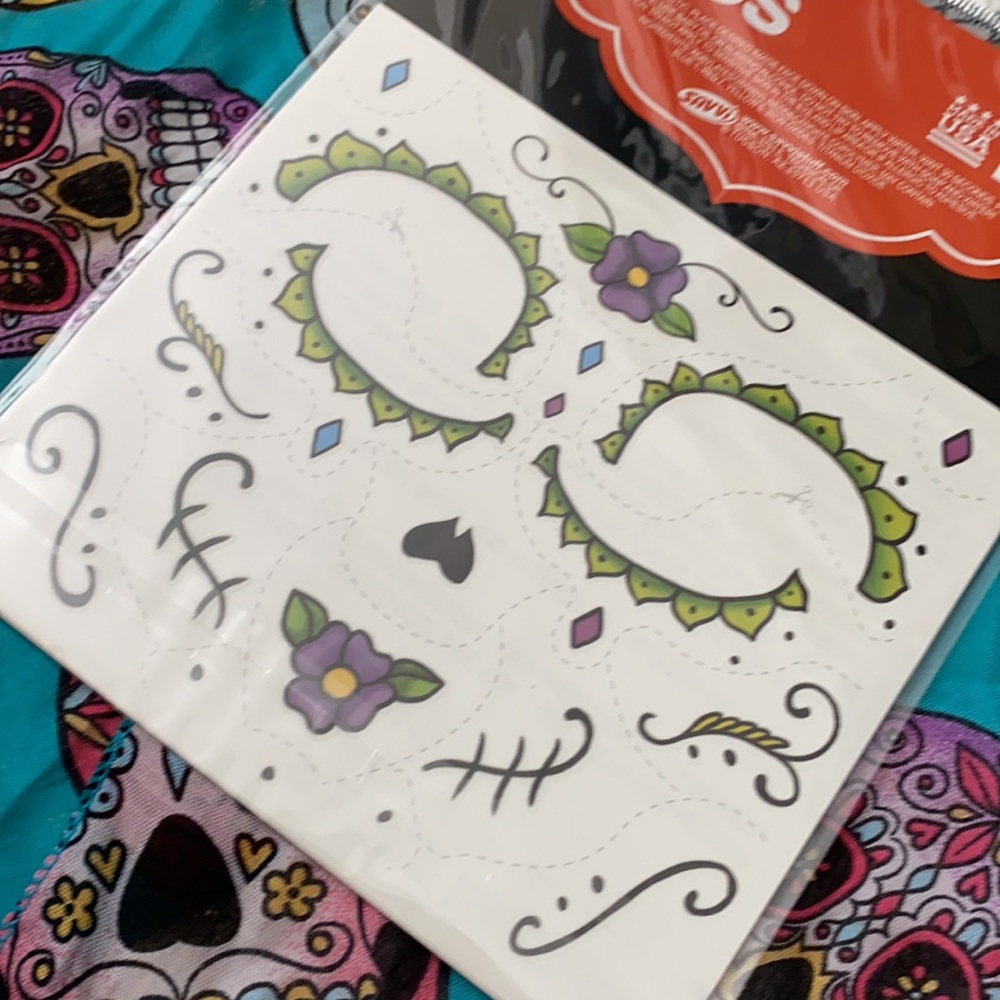 Día de los Muertos {Day of the Dead} Costume Face Tattoos 34 Count Made in USA - Picture 4 of 6